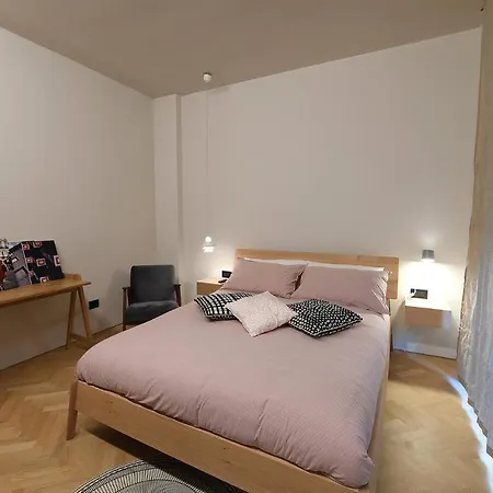Bed & Breakfast La Casa Sugli Archi 4*