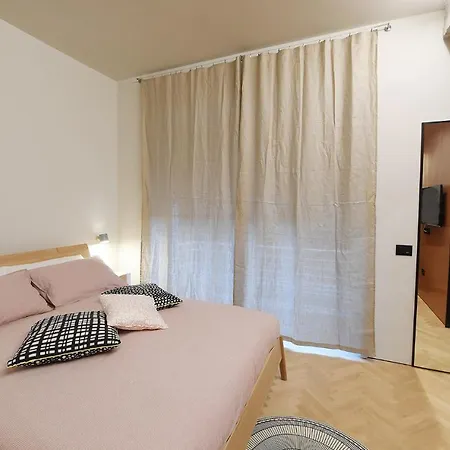 La Casa Sugli Archi Bed & Breakfast *