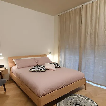 La Casa Sugli Archi Bed & Breakfast
