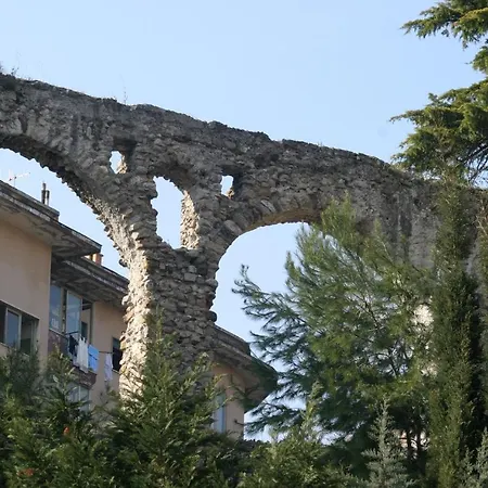 La Casa Sugli Archi